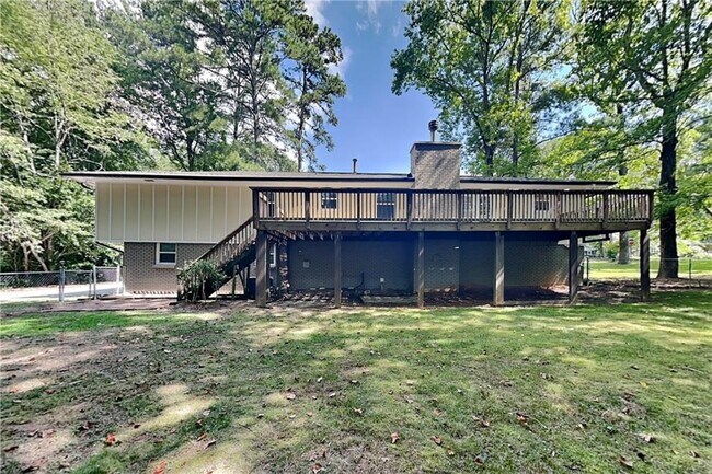 Building Photo - 3832 Meadow Ln
