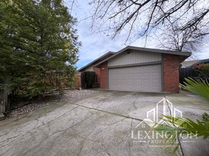 Building Photo - Beautifully Updated, 3BD/2BA Home in Larchmont Sunriver, off Sunrise Blvd. and Coloma Rd.