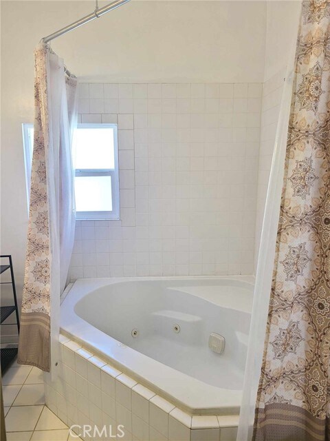 Building Photo - 2901 E Mariquita St