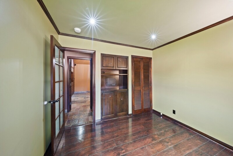 Building Photo - 3953 W 178th St