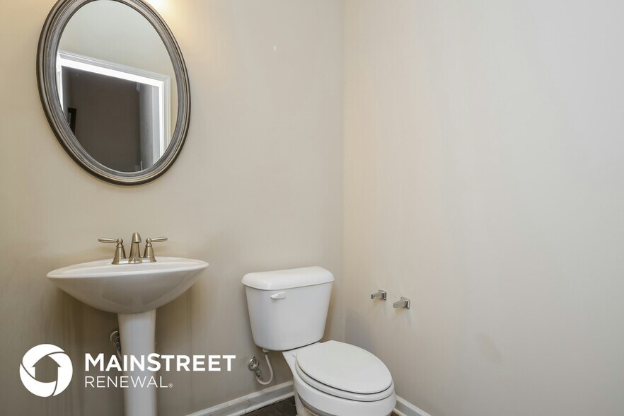 Building Photo - 1209 Creek Crossing Dr