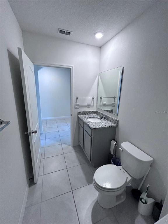 Building Photo - 2775 Sunnyvale St