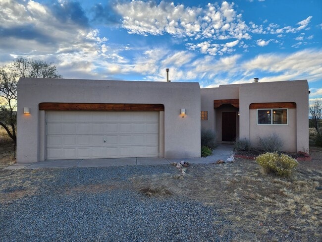 Building Photo - 8 Gaviota Rd
