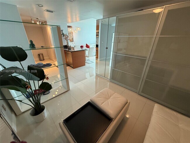 Building Photo - 50 Biscayne Blvd