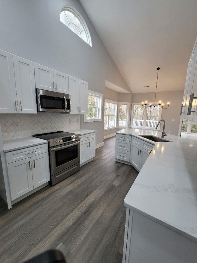 Building Photo - 516 June Bug Ct