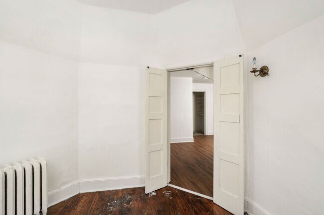 Building Photo - 29 Wiggins St
