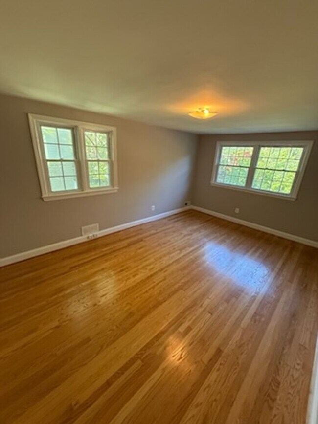Building Photo - 4127 45th St NW