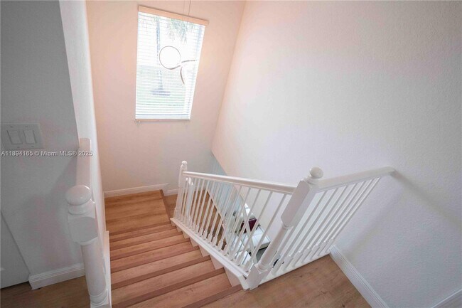 Building Photo - 4537 SW 183rd Ave