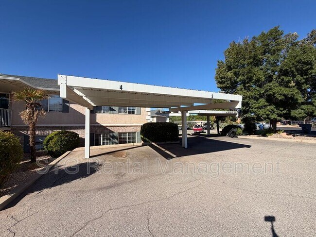 Building Photo - 180 E 100 N