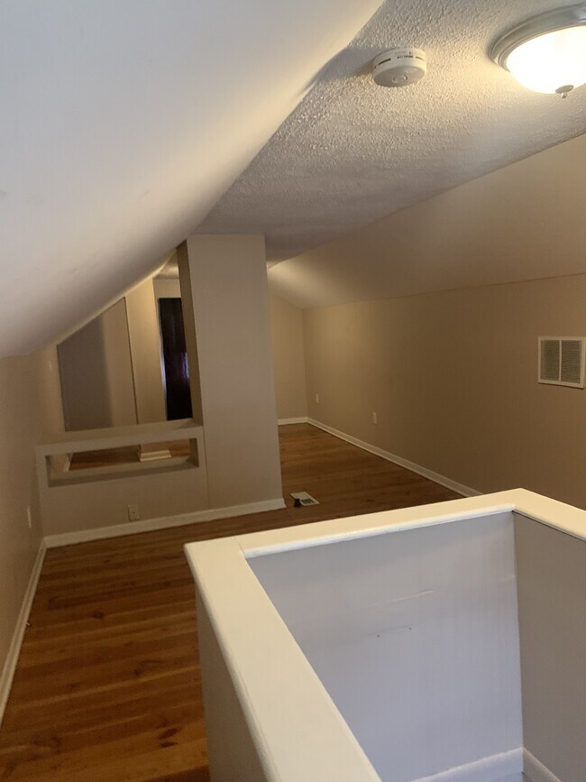 Building Photo - 2537 N 48th Ave