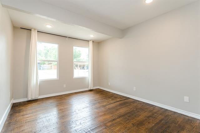 Building Photo - 10265 San Lorenzo Dr