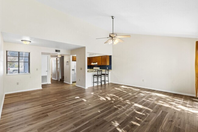 Building Photo - 4345 SW 20th Ln