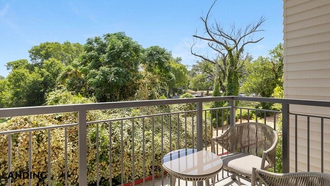 Building Photo - 5200 White Settlement Rd