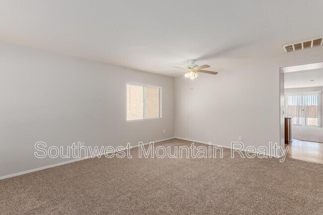 Building Photo - 5179 E Silverbell Rd