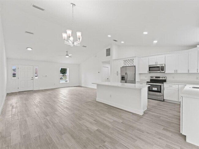 Building Photo - 563 Marion Oaks Blvd