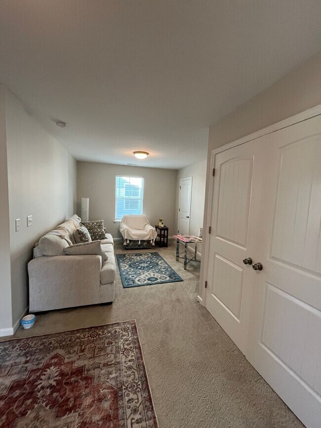 Building Photo - 5040 W Chandler Heights Dr