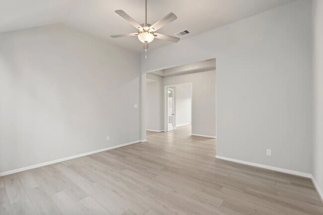 Building Photo - 21934 Frosted Elfin Dr