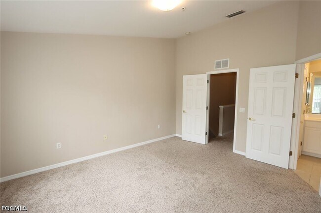Building Photo - 1172 Oxford Ln
