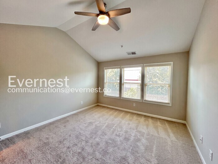 Building Photo - 1243 Fischer Trace