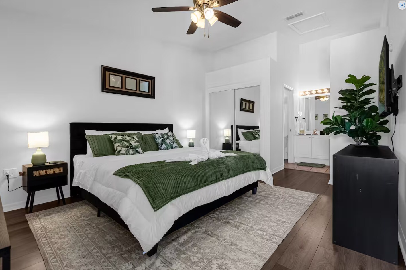Master Bedroom - 8840 Grand Palms Cir