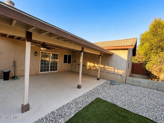 Building Photo - 11425 Blue Grass Dr