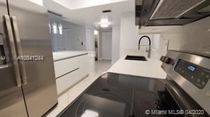 Building Photo - 2 br, 2 bath  - Pines of Springtree