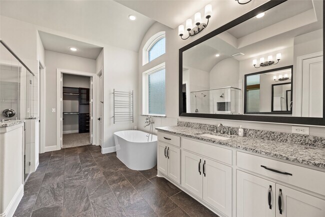 Building Photo - 10823 Painted Crescent Ct