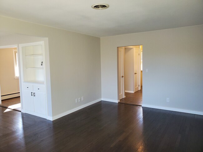 Building Photo - 1014 W Eula Ct