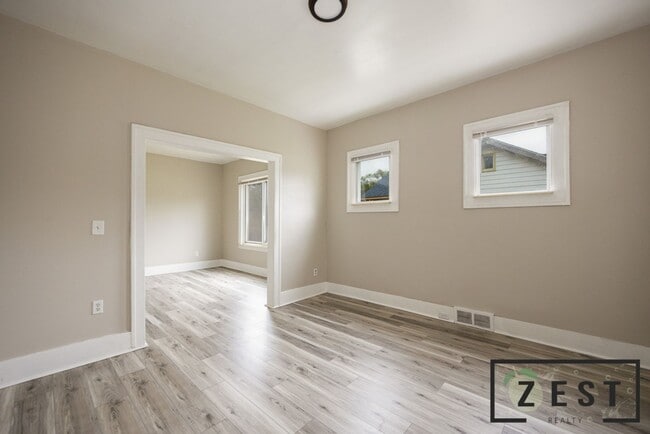 Building Photo - PRE LEASING! Beautiful 3 BEDROOM!
