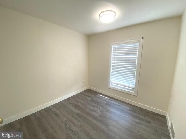 Building Photo - 6347 Battlement Way