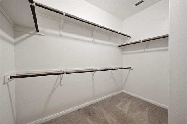 Building Photo - 10225 Bankhead Dr