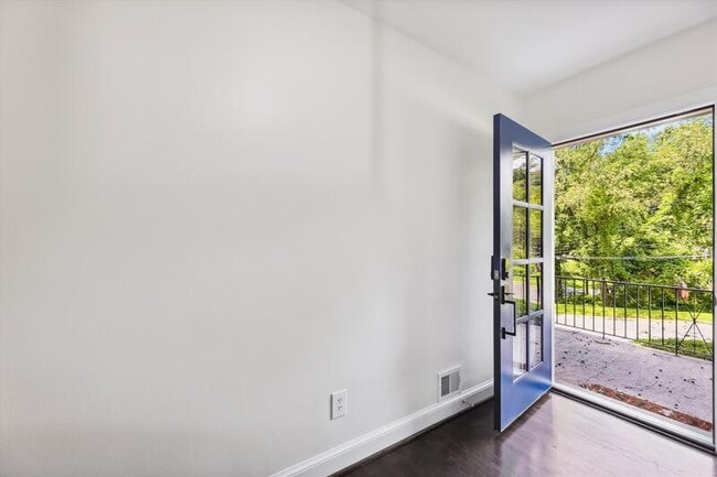 Building Photo - 1824 Allison St NW