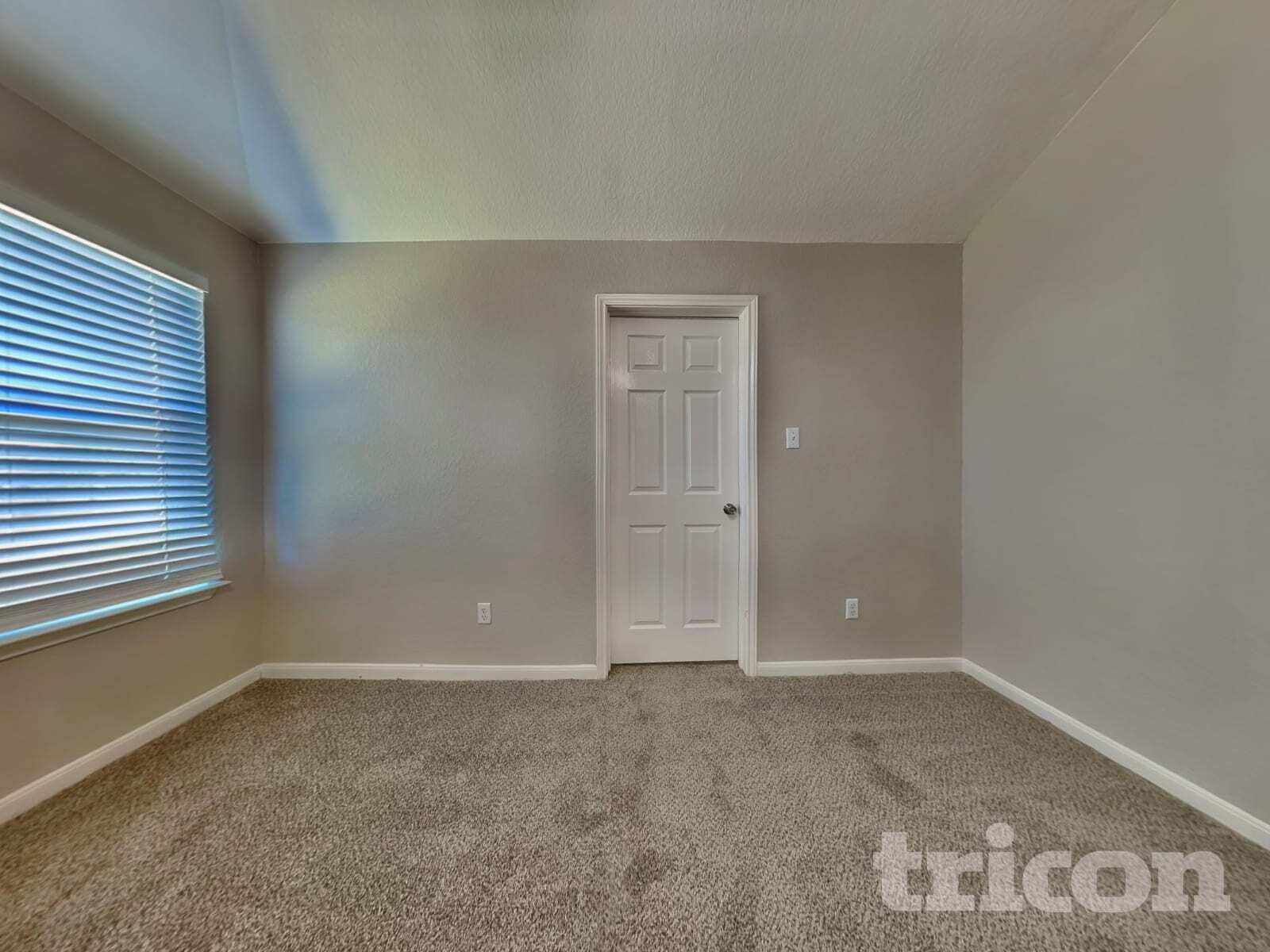 Building Photo - 210 Teron Dr