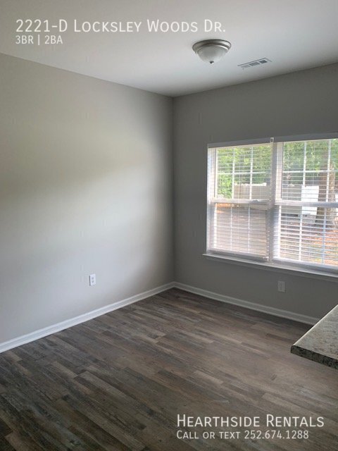 Building Photo - 2221 Locksley Woods Dr