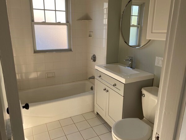 Building Photo - 42 Drew Rd