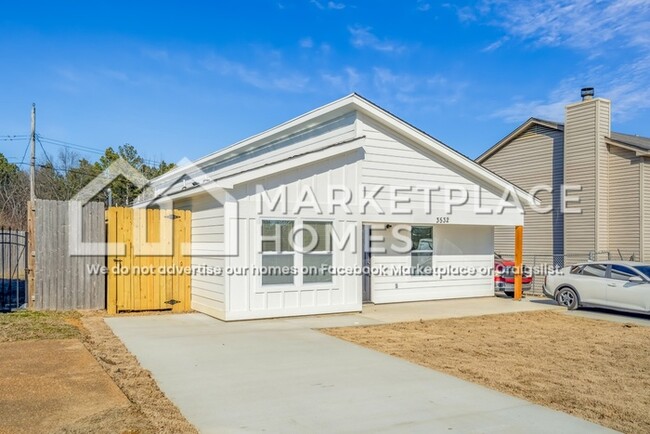 Building Photo - 3532 Christine Rd