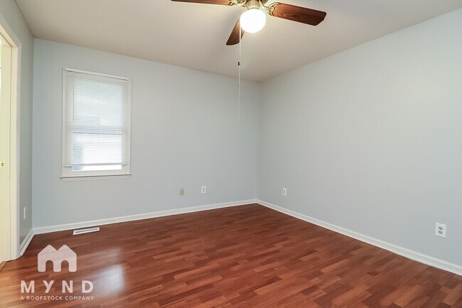 Building Photo - 303 Indian Springs Dr