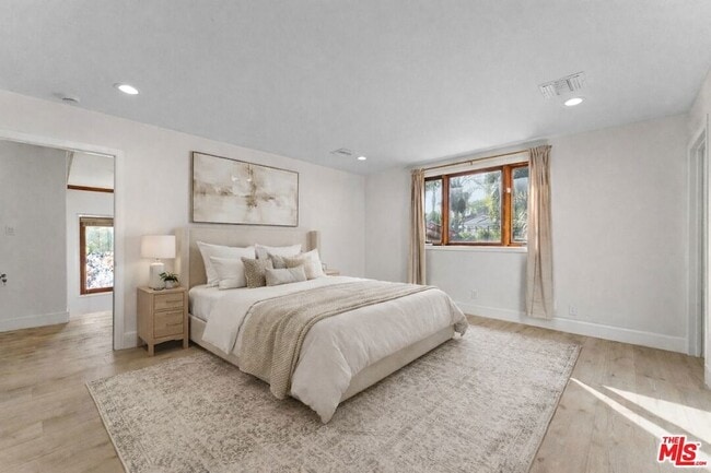 Building Photo - 15123 Greenleaf St