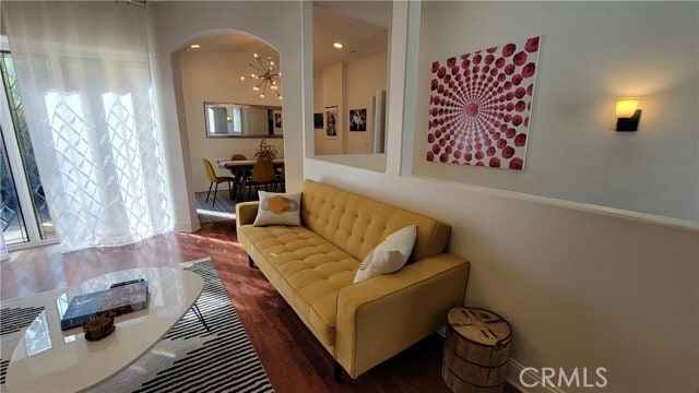 Building Photo - 3015 Hollyridge Dr