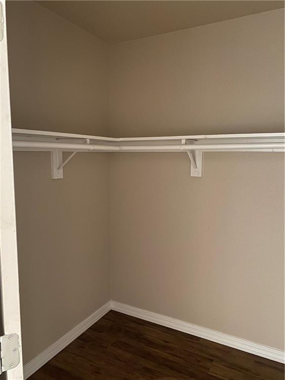 Building Photo - 1814 Waterston Ave