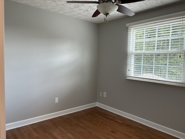 Building Photo - 412 Kojun Ct