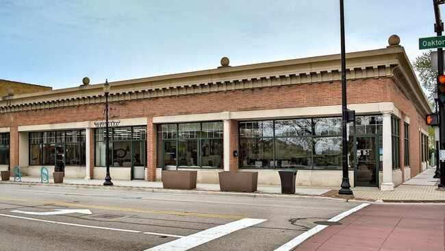 Building Photo - 8918 Parkside Ave