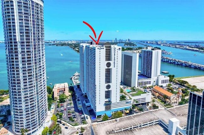 Building Photo - 1717 N Bayshore Dr