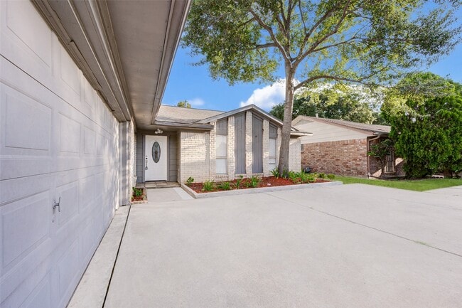 Building Photo - 16603 Kieth Harrow Blvd