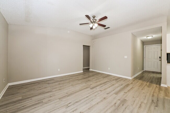 Building Photo - 711 Calico Jack Way