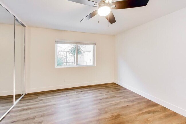 Building Photo - 1662 Hollenbeck Ave