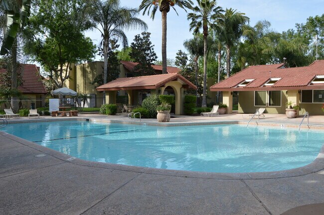Building Photo - MOVE IN READY!! 1 Bedroom 1 Bath in Villa Borgata