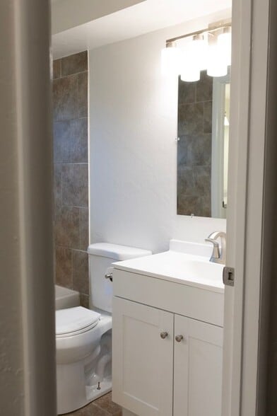 Building Photo - 6291 2200 West