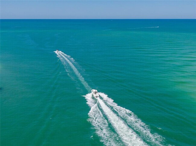 Building Photo - 3835 Almeria Ave