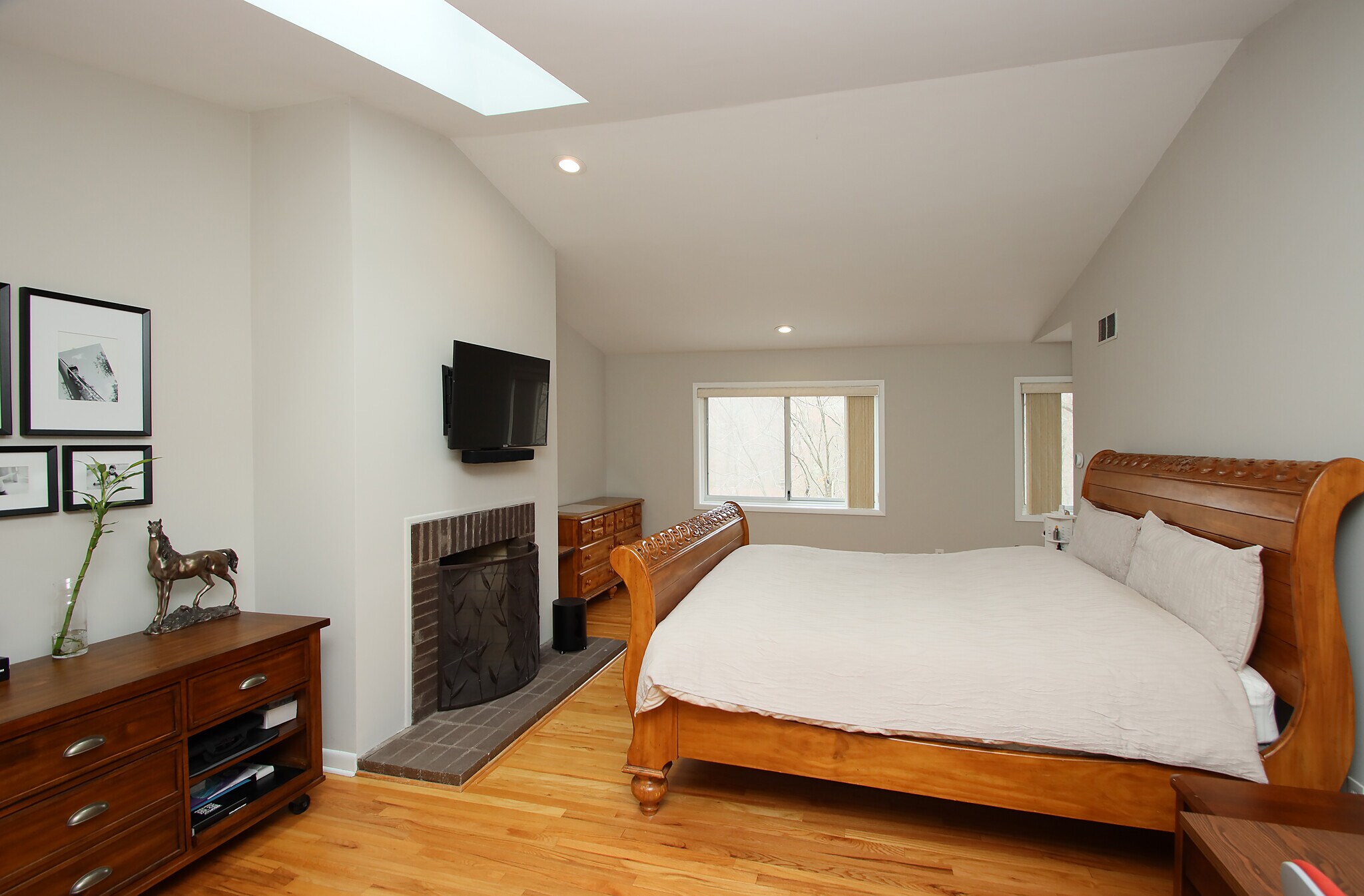 Building Photo - 78 Sturbridge Rd